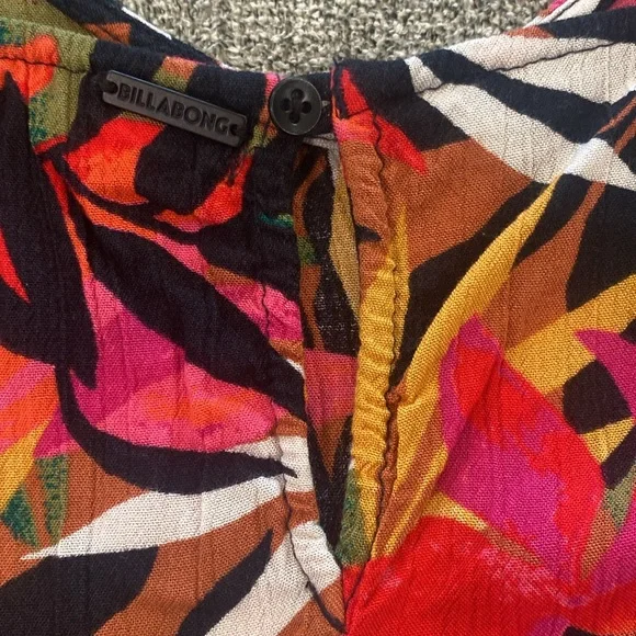 Billabong Dress Size Small. New Condition, Never Worn! - Picture 7 of 12